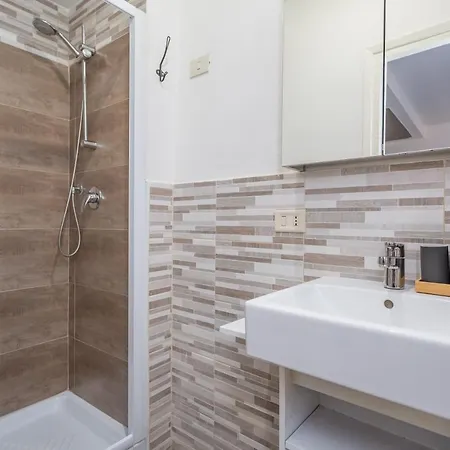 Charm Near Piazza Navona - Cozy Loft For 2 * Roma